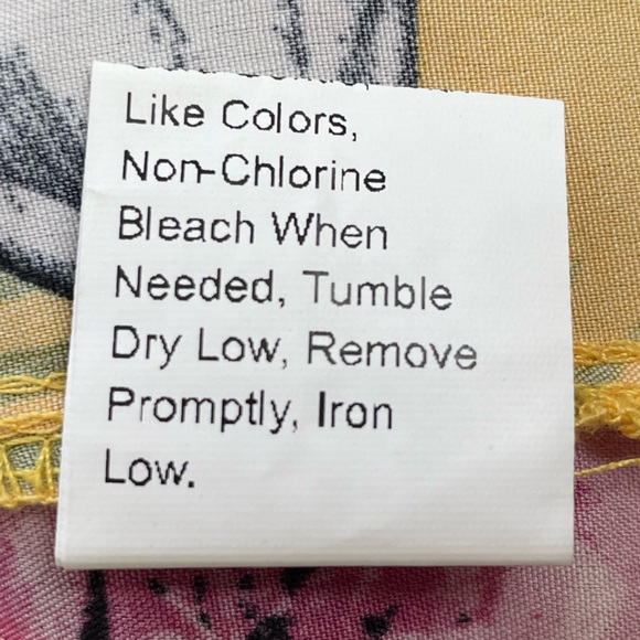 NWOT Tropical Drawstring Shorts - Picture 4 of 10